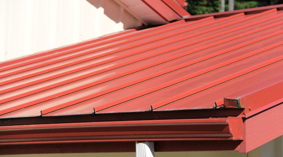 Professional gutter cleaning services in Mullinville, KS